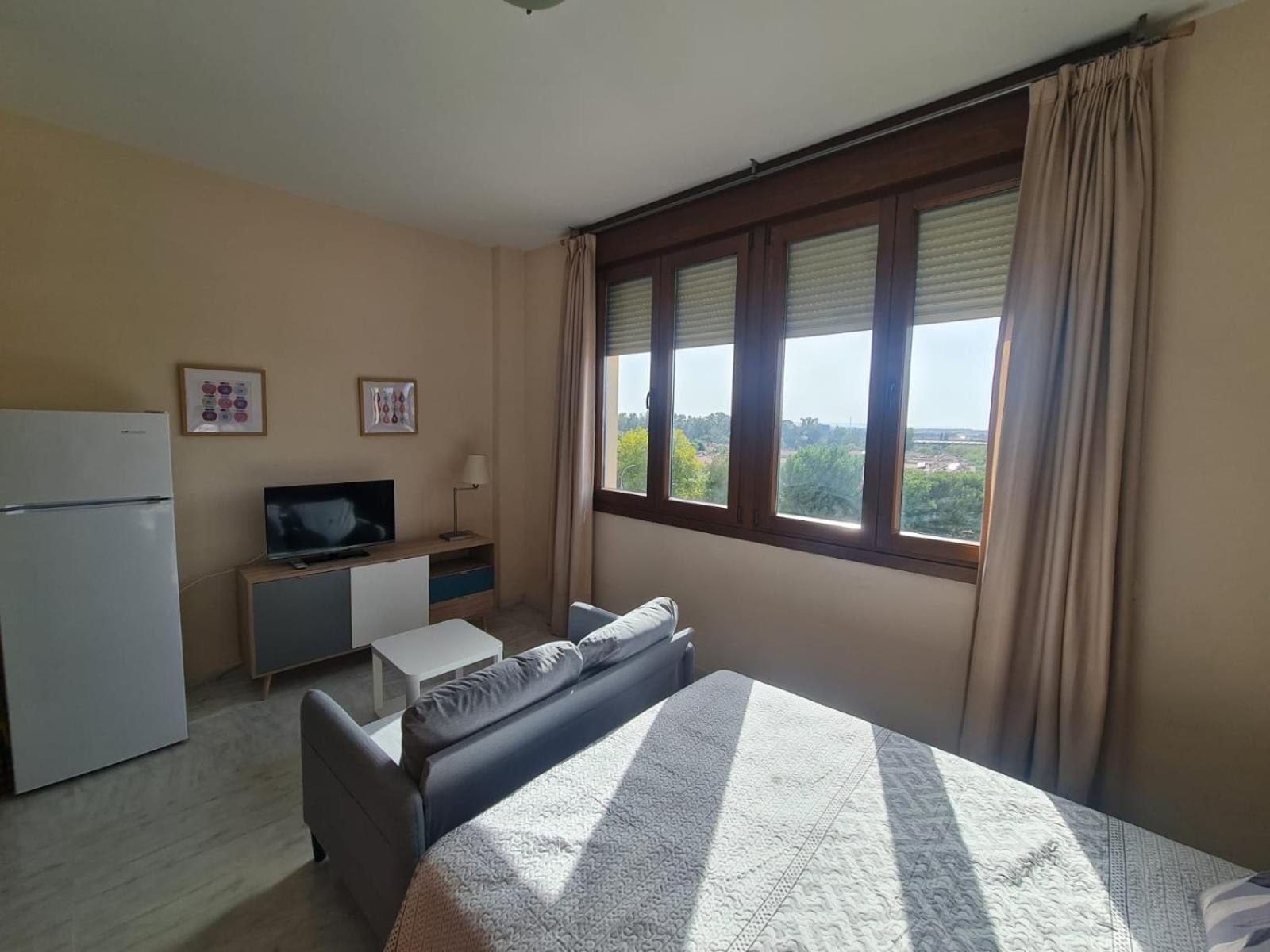 Ferienwohnung Lux Abril Sevilla Exterior foto